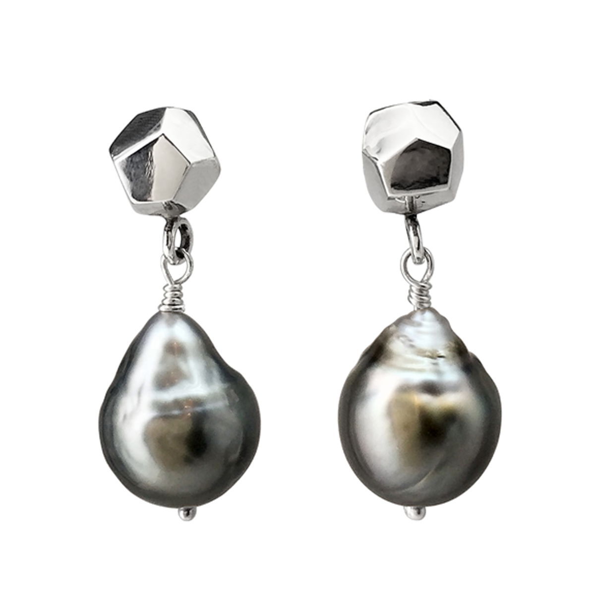 Decca earrings silver and dangly Tahitian pearl