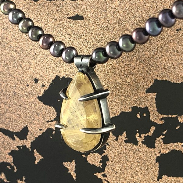 Geo rutilated quartz claw pendant - Image 2